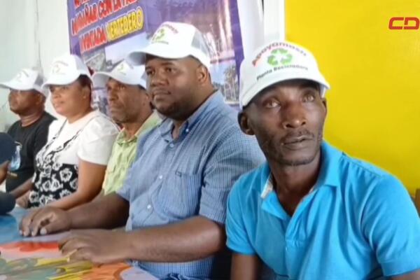 Comunidad defiende reciclaje y pide aclarar rumores.
