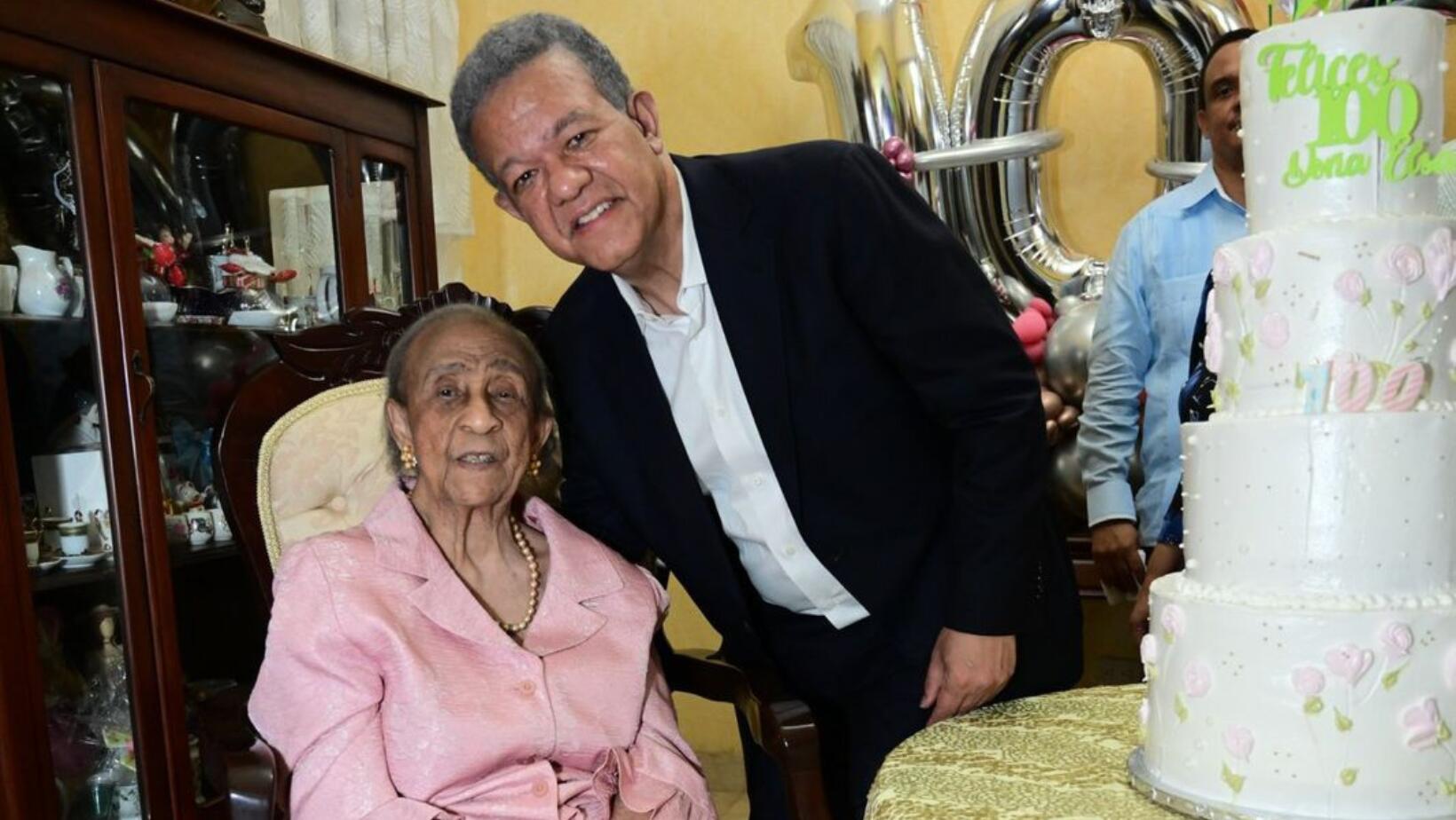 Tía de Leonel
