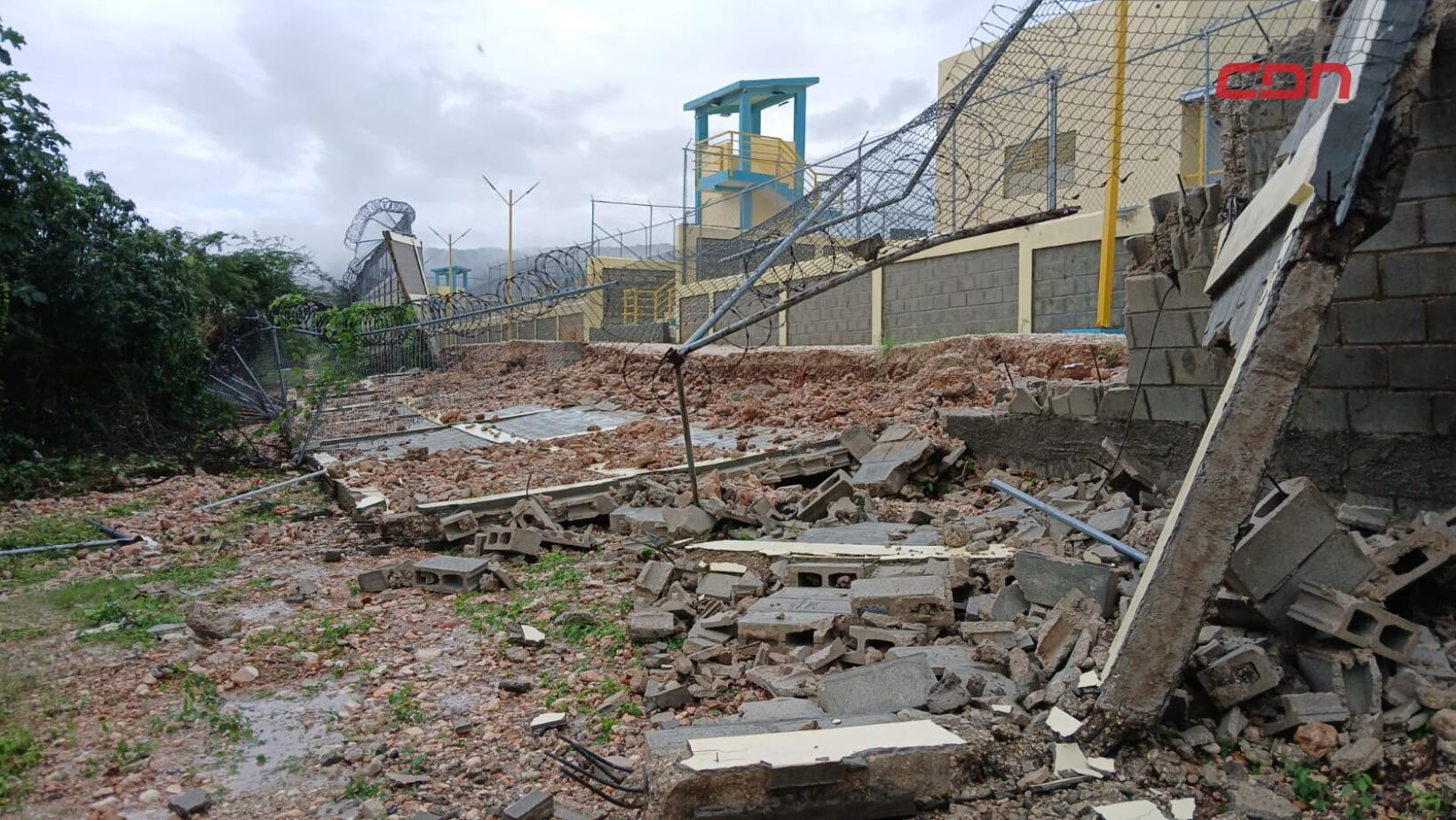 desplome de pared en Barahona
