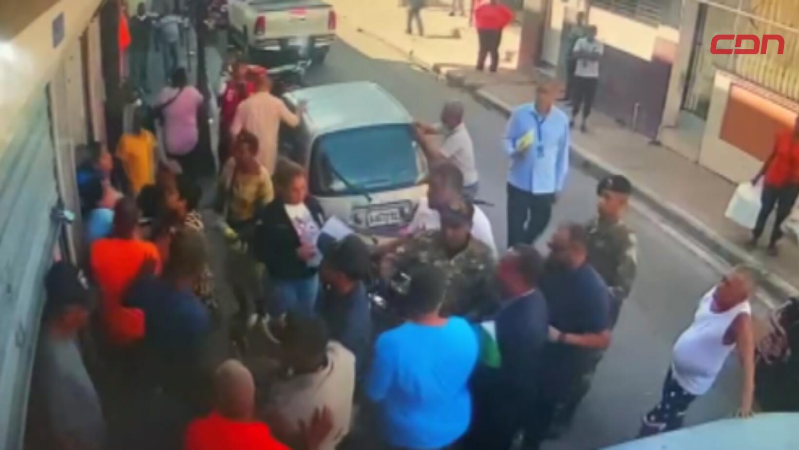 Denuncian atropello de Migración