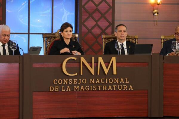 Raquel Peña, encabezó este jueves la cuarta y última sesión de evaluación pública del Consejo Nacional de la Magistratura.