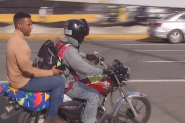 Paradas de motoconchos se establecen en principales avenidas de la capital