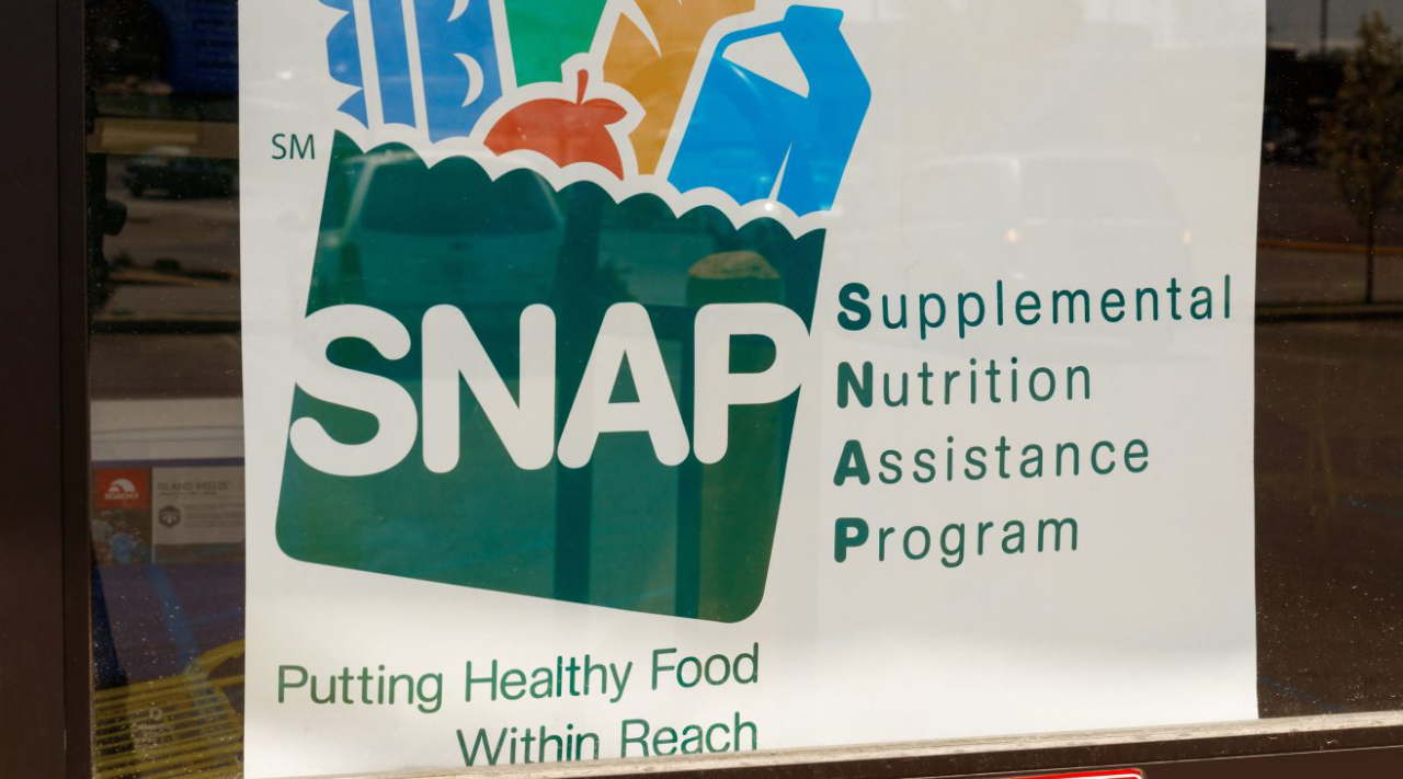 Unas 42 millones de personas en EE.UU. dependen de los supones SNAP para subsistir