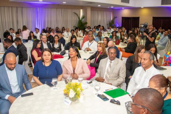  Más de 200 empresas de la provincia y de toda la región Este participaron en el Segundo Congreso Provincial sobre Prevención de Riesgos Laborales.