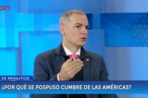 Fiallo explicó que la región atraviesa un contexto de alta complejidad debido a la militarización del mar Caribe.
