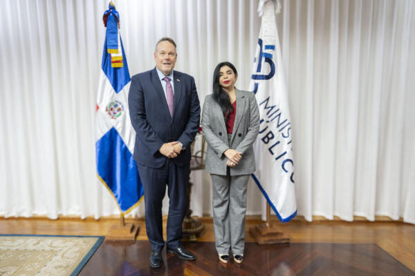 Procuraduría General reafirma a funcionario de la DEA el compromiso del Ministerio Público en la lucha contra el narcotráfico internacional