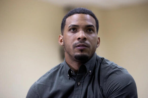 Franco sigue inhabilitado por MLB mientras el caso continúe