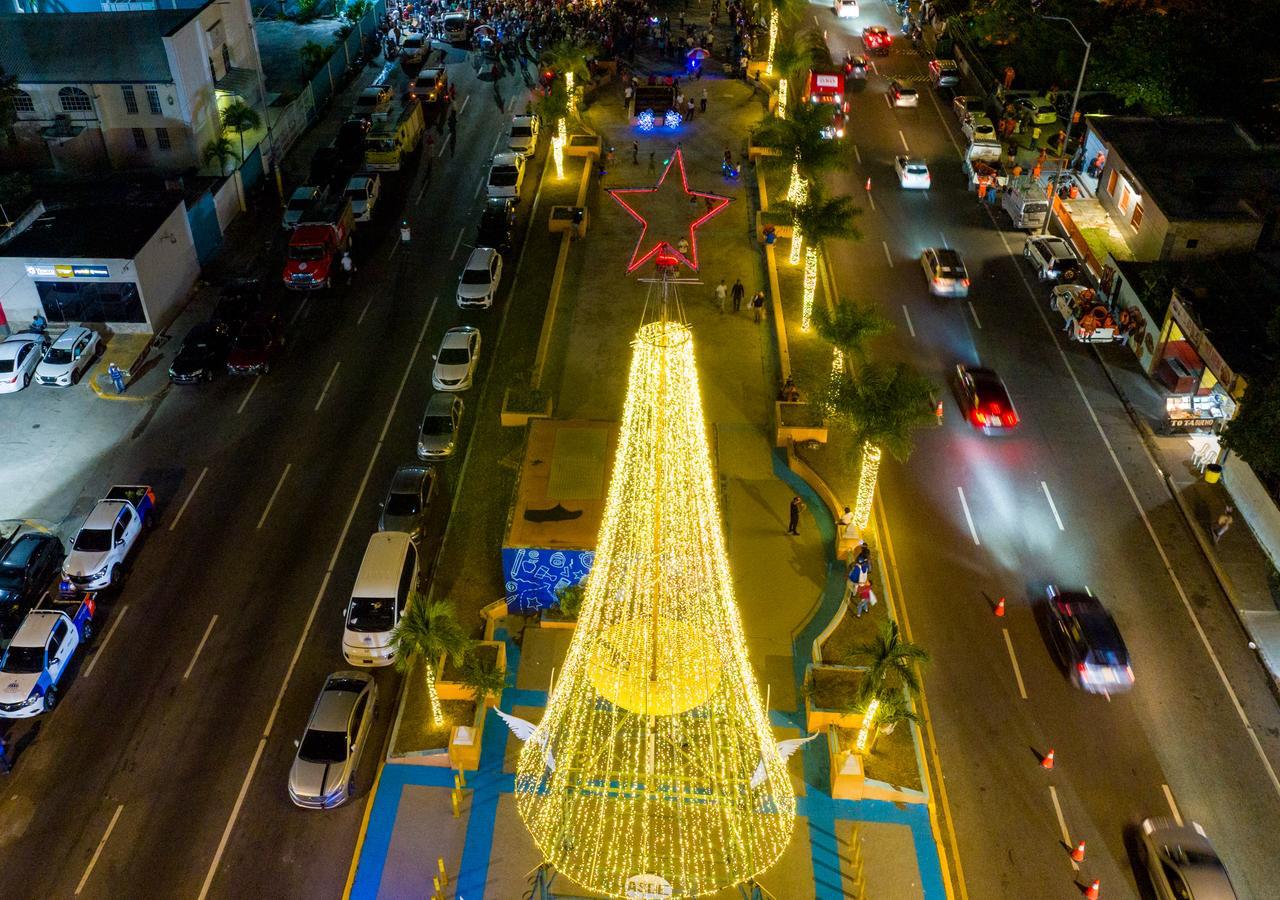 Las festividades incluyen jornadas especiales “Primero Tú”, almuerzos, cenas, encendido de Parques de Luces y presentaciones artísticas