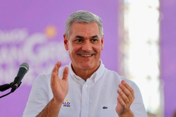 Vladimir Jiménez Santana revela por qué Gonzalo es la figura política más memeable en la actualidad en Santo Domingo.