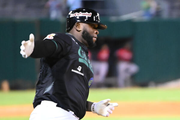 Miguel Sanó fue el “Jugador Estrella de las Estrellas” al conectar dos cuadrangulares, remolcar tres carreras y anotar otras dos. Sanó totaliza nueve vuelacercas y 22 vueltas empujadas en el torneo.