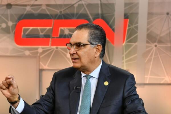 Santiago Hazim se presentó en la Procuraduría General en medio de la investigación de Senasa en la tarde de este sábado.