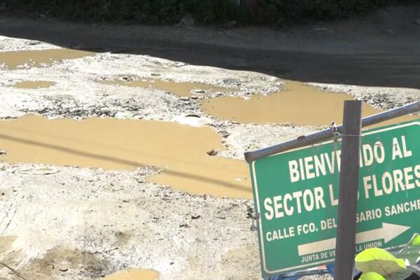 Los residentes también señalaron que el mal estado de las calles dificulta el acceso de servicios de transporte.