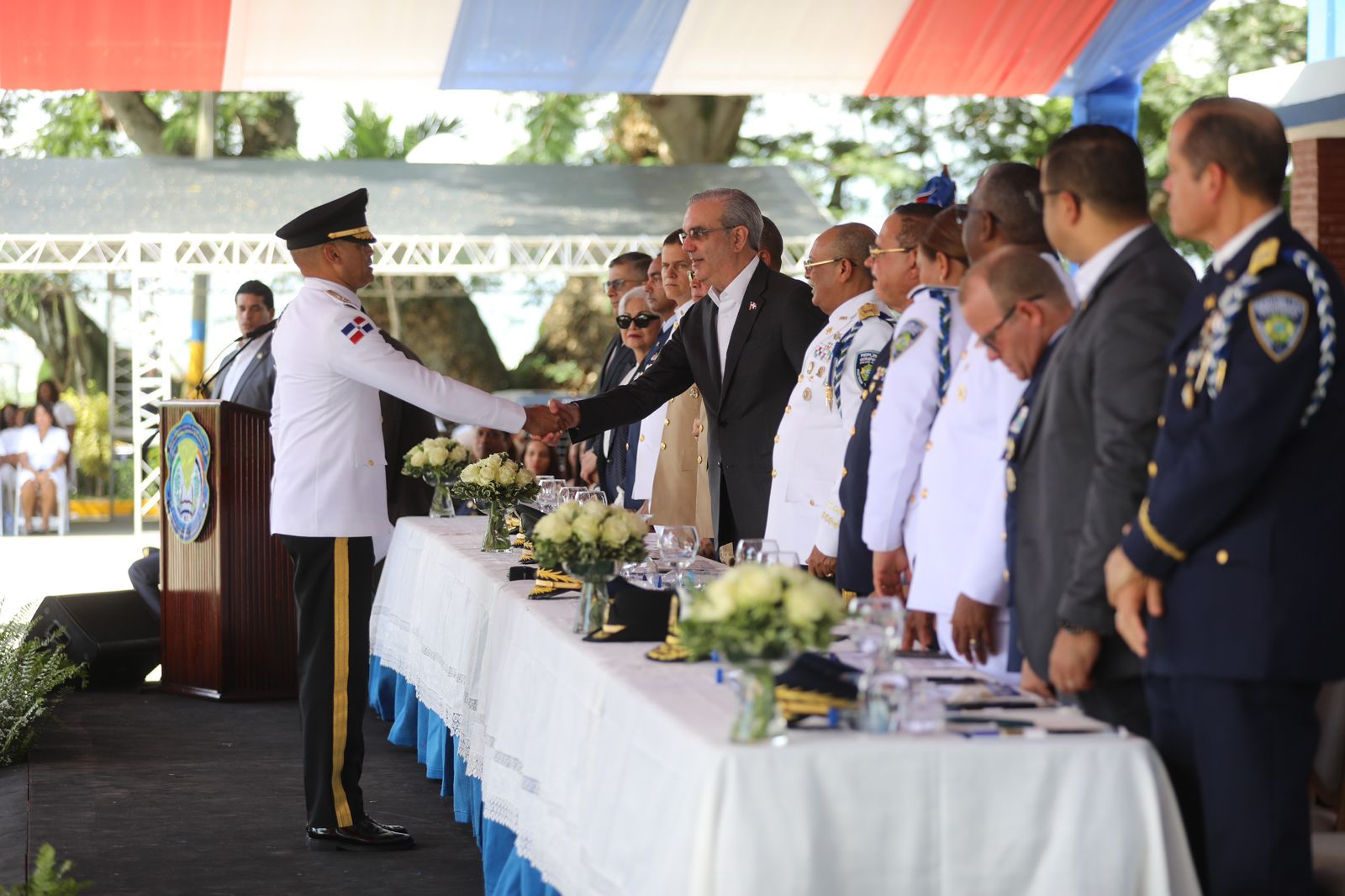 Presidente Abinader encabeza cuadragésima octava graduación de 64 nuevos cadetes de la Policía Nacional