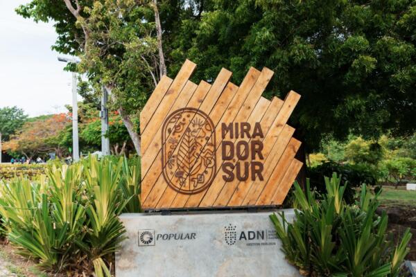 Entrada del Mirador Sur.
