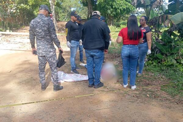 El cuerpo fue indentificado como Ezequiel Contreras Mateo de aproximadamente 39 años.