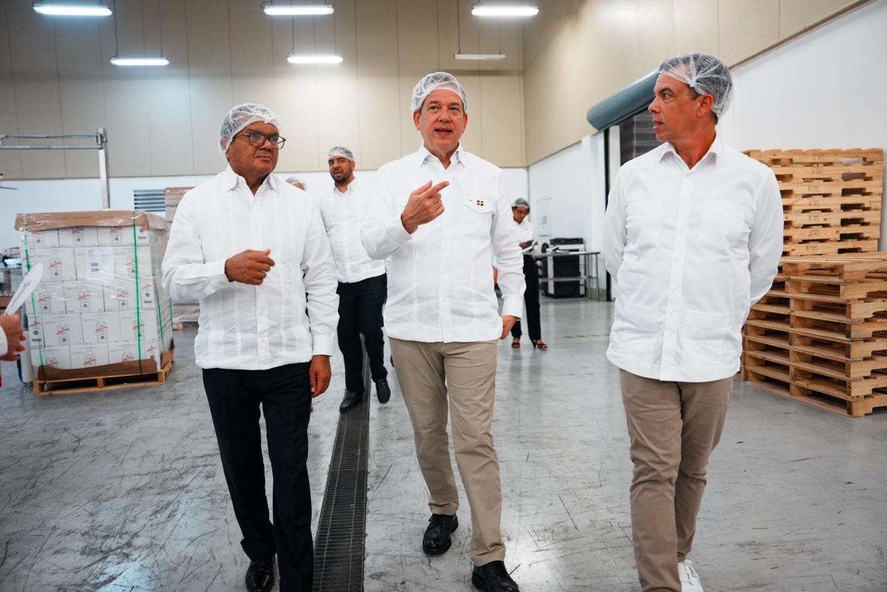 Destaca exportaciones, empleo récord y confianza en 2025