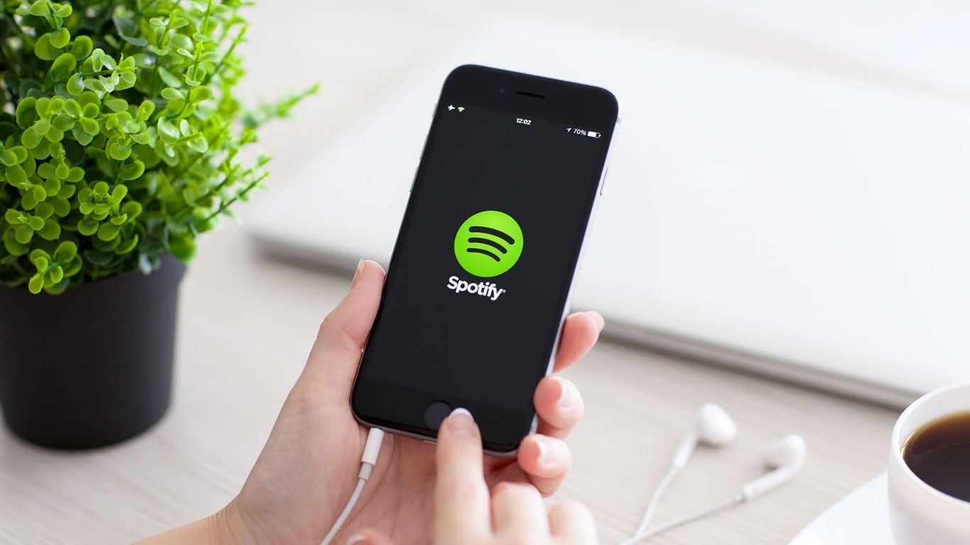 Explora Spotify Wrapped 2025 y conoce los detalles para acceder a tu resumen anual y las nuevas funciones de la app.