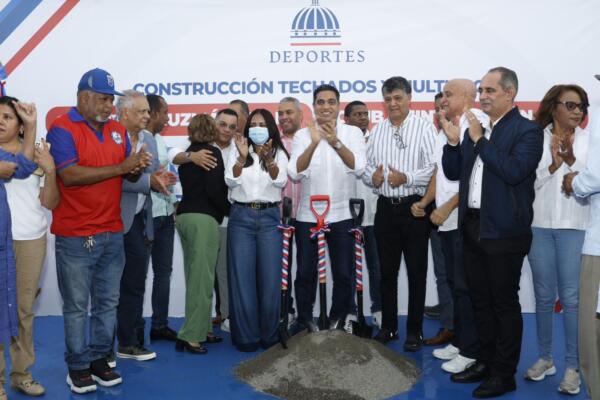 Ambas instalaciones serán intervenidas en el área de juego, gradas, cierre perimetral y zonas exteriores.
