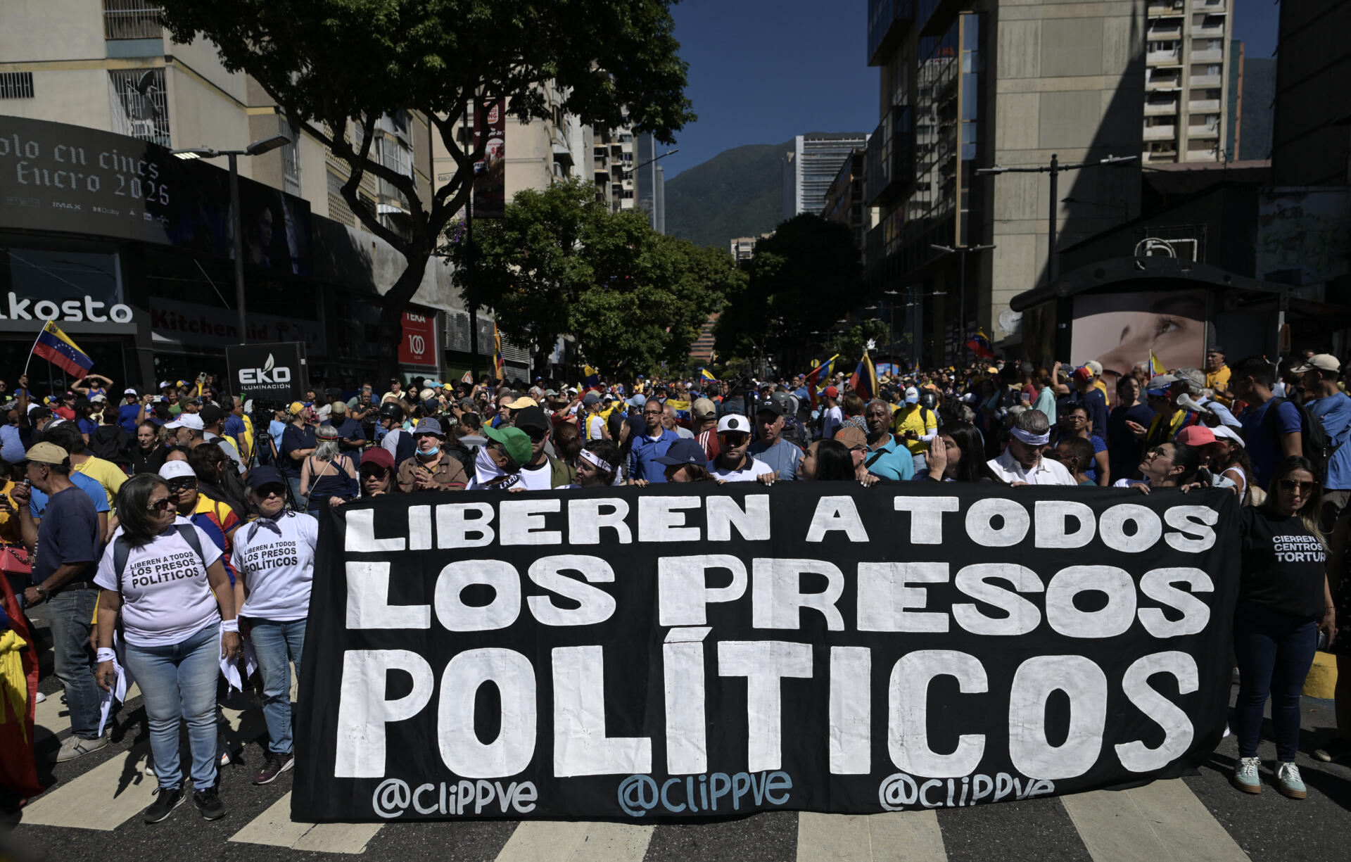 Liberan a 60 detenidos poselectorales en Venezuela