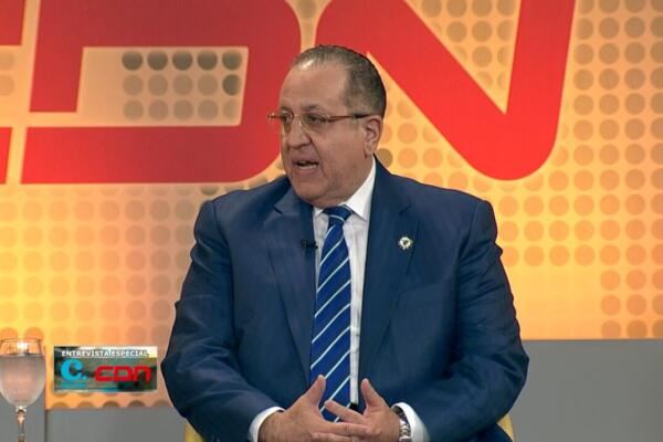 Magín Díaz, ministro de Hacienda y Economía.