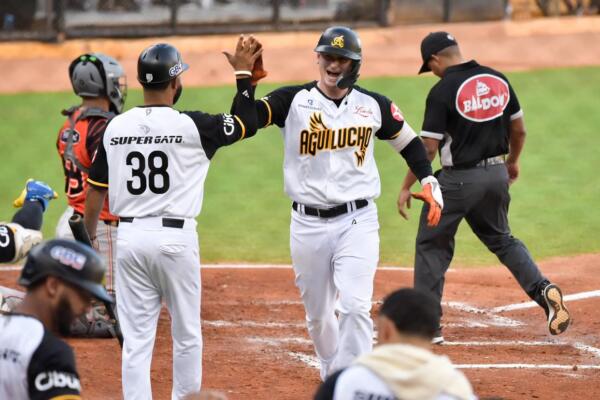 Corey Joyce conectó su primer jonrón de la temporada con las Águilas