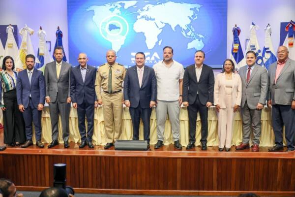 Acuerdo histórico para acelerar aún más el despacho de contenedores