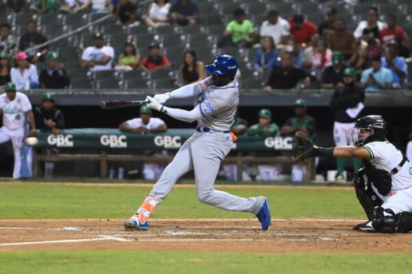 Mauricio tuvo un doble empujador entre sus batazos, Rojas Jr. pegó dos dobles con anotada y remolcada, mientras que Núñez registró doble y dos sencillos con dos anotadas.