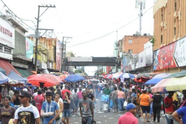 Tras el feriado de la Navidad, el dinamismo comercial volvió a sentirse con fuerza en esta concurrida vía, foto, fuente externa.