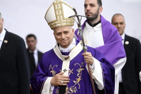 El pontífice llegó a Líbano solo unos pocos días después de un ataque de Israel al sur de Beirut.