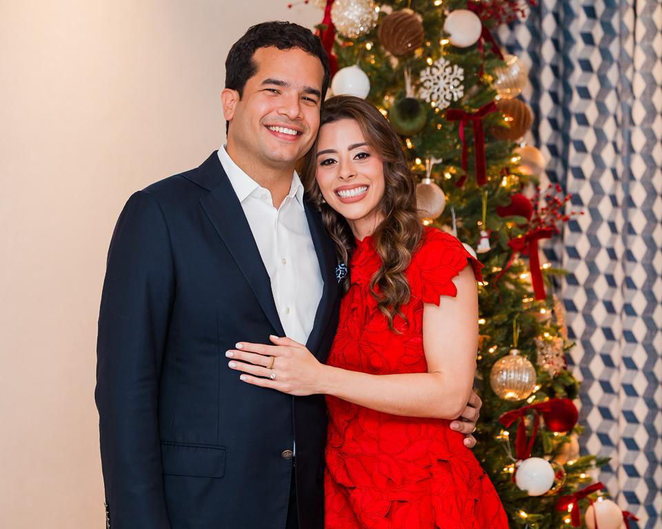 Omar Fernández y Alexia Rubio celebran compromiso en Nochebuena