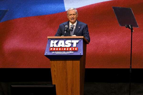 José Antonio Kast, el candidato derechista, arrasó en el balotaje del domingo y será el próximo presidente de Chile. / foto: AFP