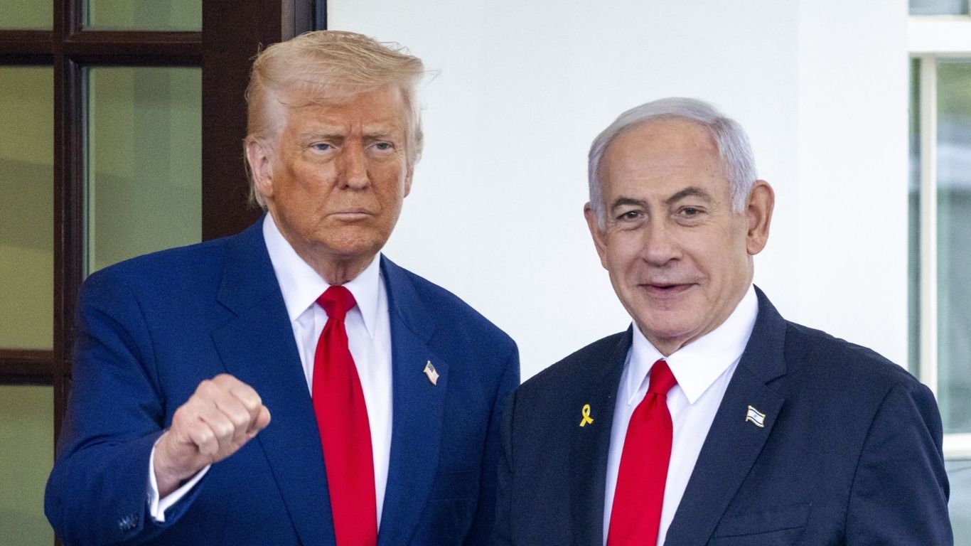 El primer ministro israelí, Benjamin Netanyahu, se reunirá con el presidente Donald Trump el lunes en Florida.