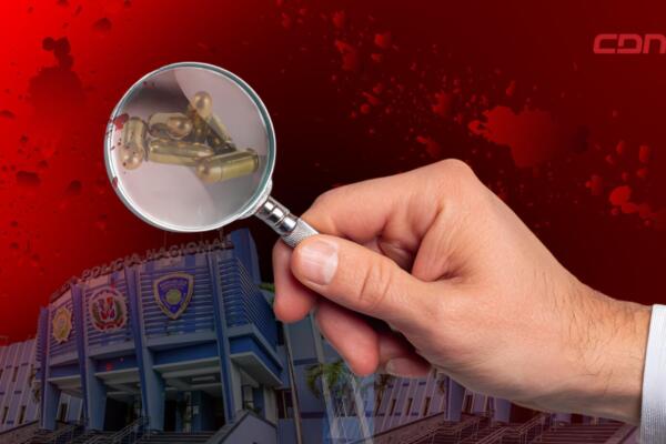 Agentes de Policía y DICRIM levantan evidencias en la paletera donde dos mujeres y un niño fueron heridos durante un ataque a tiros en Villa Duarte.