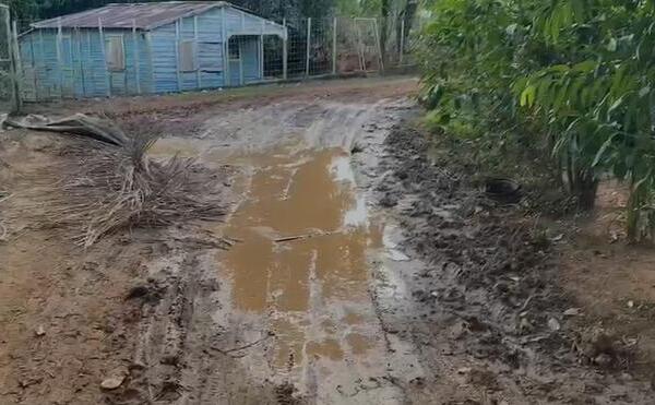 Comunitarios de El Puerto denuncian abandono y grave escasez de agua