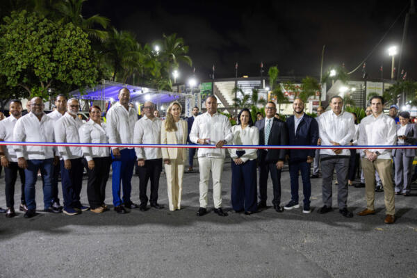 Acto de inauguración de la Autoferia Asocivu 2025.