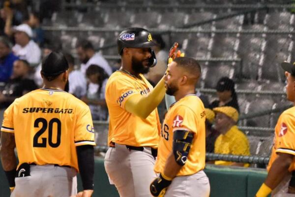 Tras asegurar la victoria, las Águilas reafirmaron su dominio en LIDOM con el mejor récord de la liga (29-13), un desempeño que resalta particularmente como visitantes (13-8). 