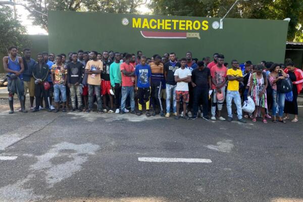 En diferentes comunidades de Valverde detienen 159 extranjeros indocumentados en operativos realizados por el Ejército