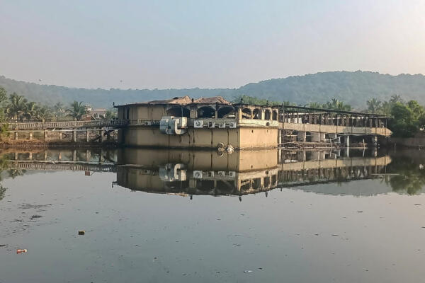 Al menos 23 personas murieron en el incendio de un club nocturno muy frecuentado del balneario de Goa, en el oeste de India.