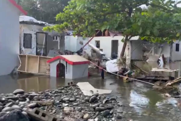 Explosión de tubería matriz en La Zanja, Sabana Iglesia, inunda viviendas y deja comunidades incomunicadas