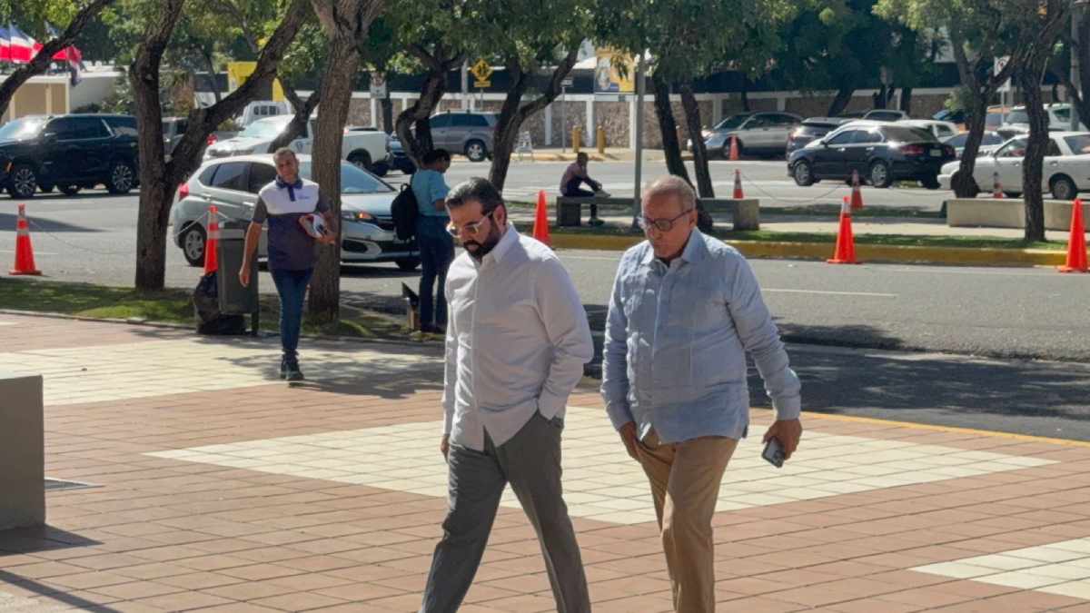 Rafael Martínez Hazim al llegar a la Procuraduría General de la República