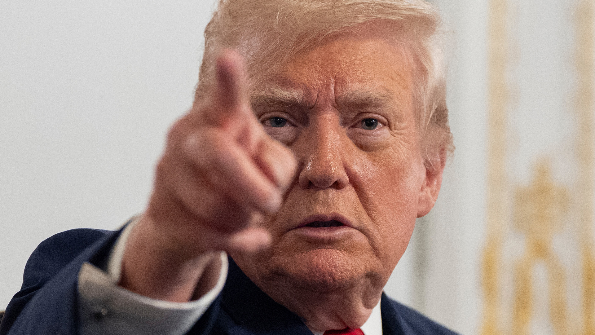 Trump advierte de "consecuencias" si Honduras altera resultados de elecciones presidenciales