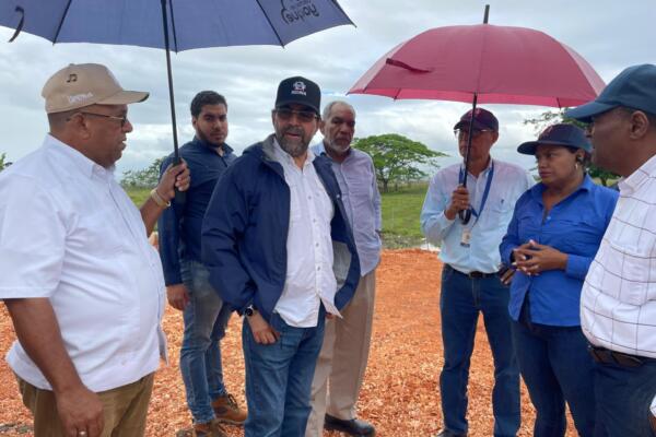 Director del Indrhi realiza recorrido de supervisión de obras en el Bajo Yuna
