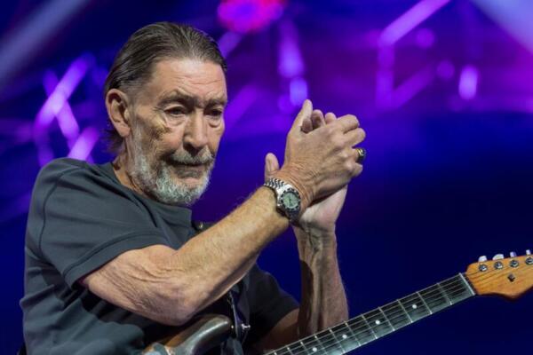 El cantante británico Chris Rea murió a los 74 años