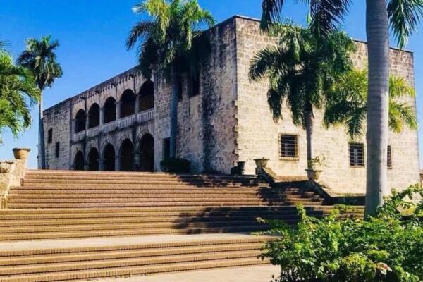 Turismo anuncia “Turizoneando” en Ciudad Colonial; proyectan sobrepasar 1.3 millones de turistas en diciembre