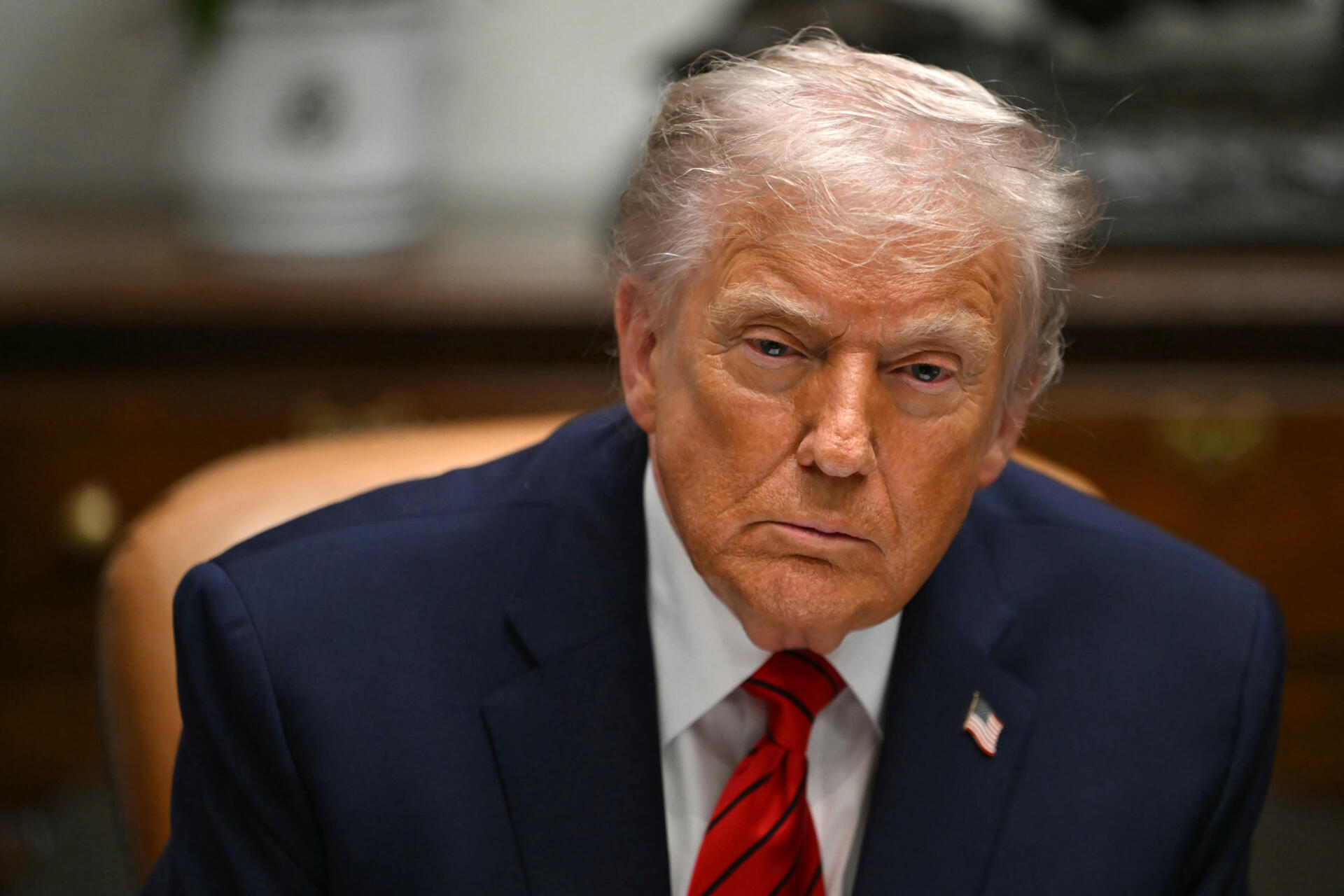 Trump dice que "no estaría contento" si Venezuela detuviera a la Nobel de la Paz