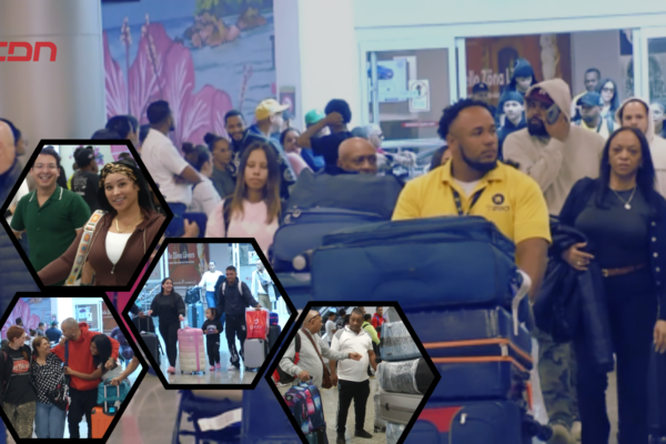 Viajeros dominicanos y turistas continúan arribando al Aeropuerto Internacional de Las Américas para despedir el año en el país, entre abrazos, alegría y emotivos reencuentros.
