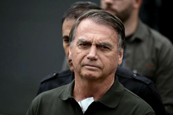 Tras el incidente, sus abogados solicitaron a la Corte Suprema trasladarlo a un hospital en Brasilia para realizarle exámenes. Foto: AFP