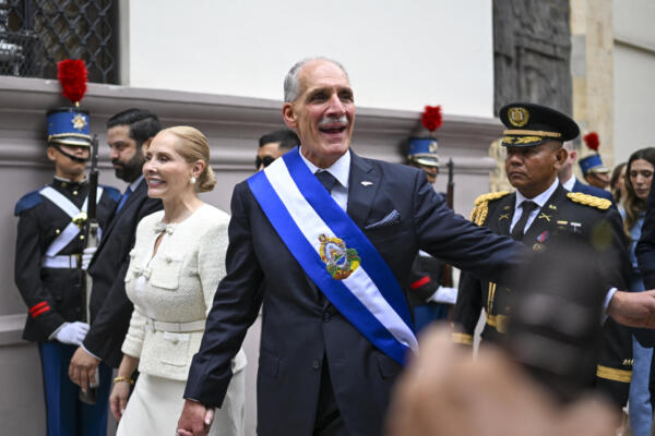 Nasry Asfura, aliado de Trump, asume la presidencia de Honduras