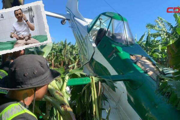 Avioneta de fumigación agrícola que cayó en una finca de la comunidad Los Ríos, en Hatillo Palma, provincia Montecristi, tras una falla mecánica.