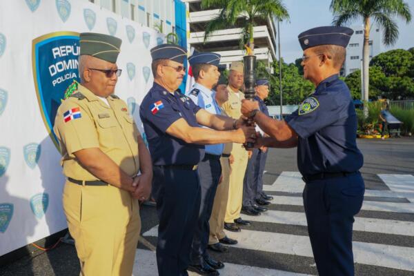 La antorcha olímpica llega a la Policía Nacional como parte de los LV Juegos Deportivos Militares y Policiales.